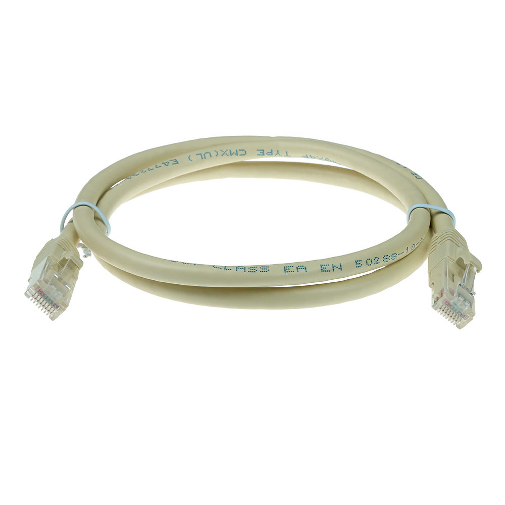 Ivory 5 meter U/UTP CAT6 patch cable snagless with RJ45 connectors